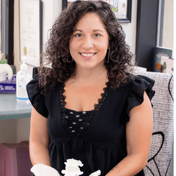 Dr. Alexis Elias, Owner of Empower Pelvic Floor Physical Therapy & Pelvic Health Specialist